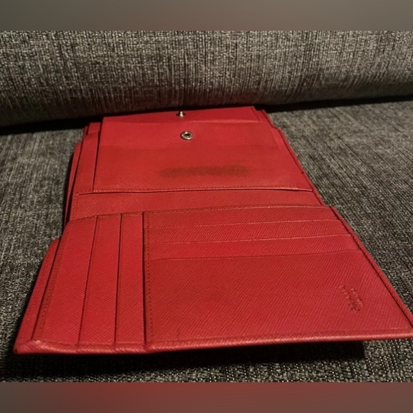 Prada Red Leather Bifold Wallet good pre-loved condition - Picture 8 of 15